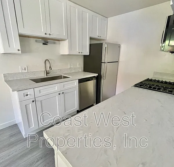 4784 Bermuda Ave #H — Photo 4