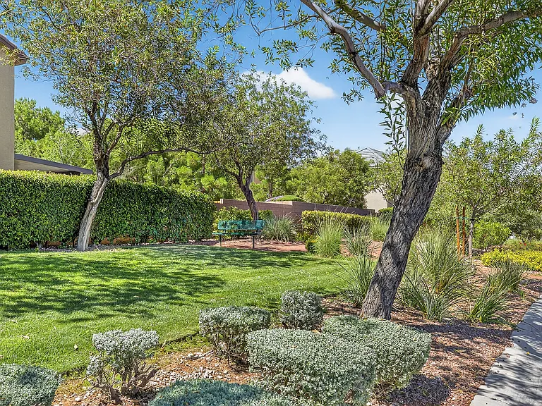 10847 Iona Island Ave — Photo 44