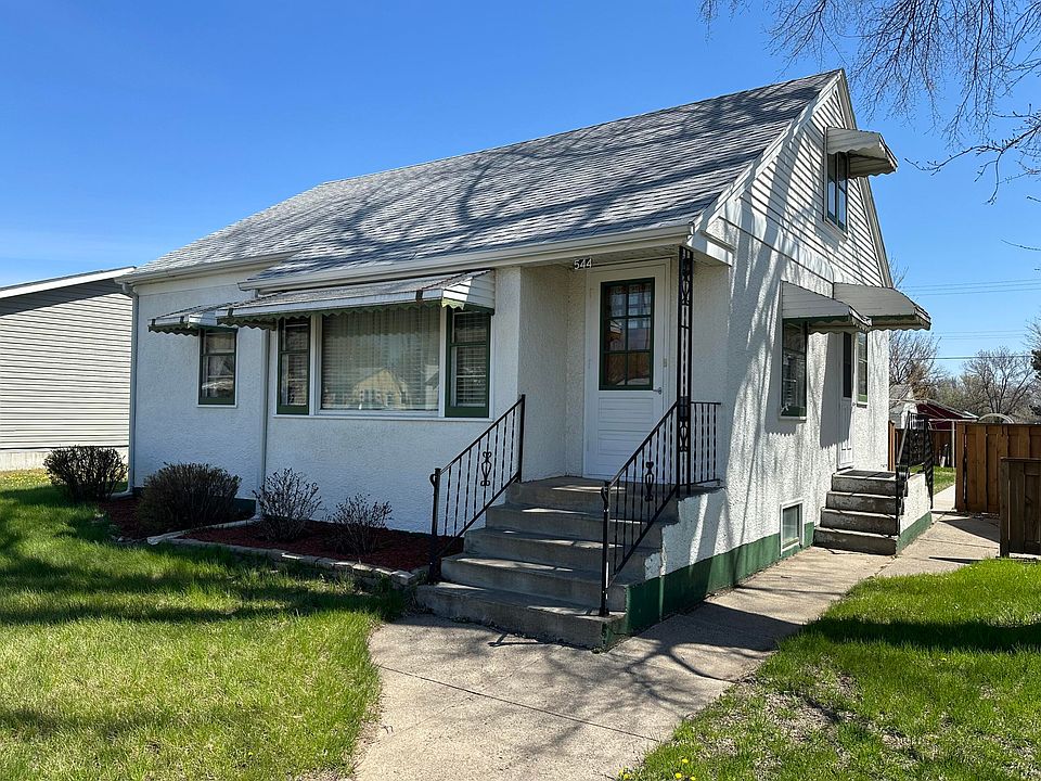 1st image of 544 Dakota Ave N