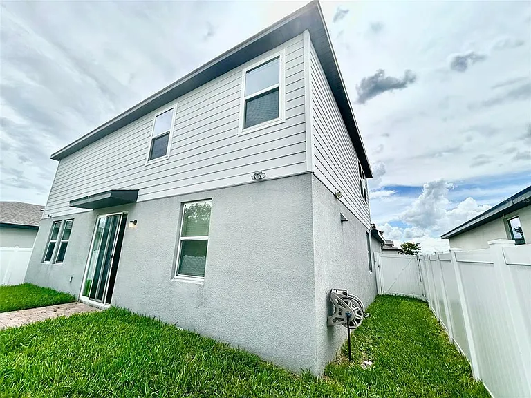 144 Towns Cir — Photo 29