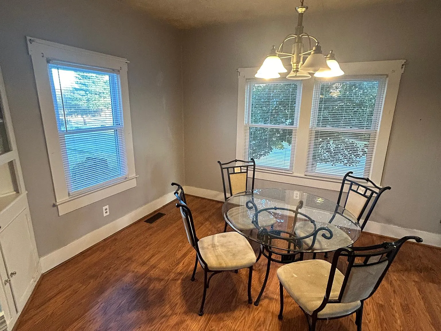 2 bed, 1176 sqft, $1,195 — Photo 3