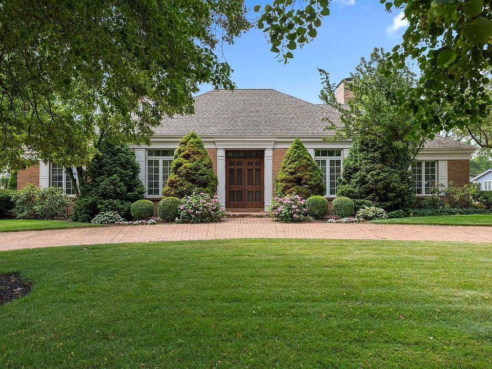 1st image of 1711 Willow Dr