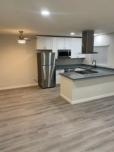 4148 Van Dyke Avenue Photo 1