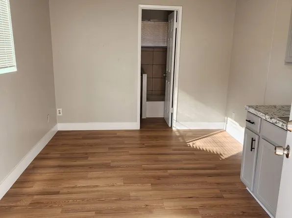 #1050-W Pierson St, LLC, 2604 W Pierson St APT 5, Phoenix, AZ 85017