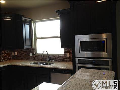 4th image of 14224 Meadow Lk