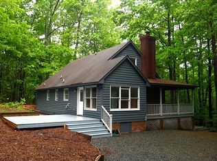 2812 Winningham Rd, Chapel Hill, NC 27516