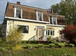 1233 State Route 32, Round Pond, ME 04564