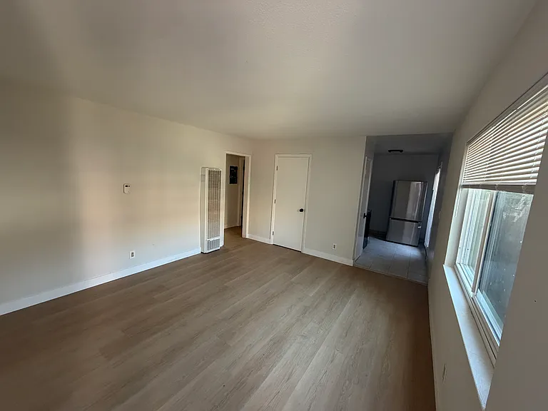 405 S 7th St #6 — Photo 4