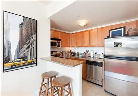 Sold by Oxford Property Group | media 6