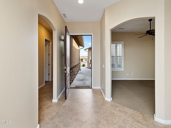 3rd image of 752 N CREEKSIDE Drive
