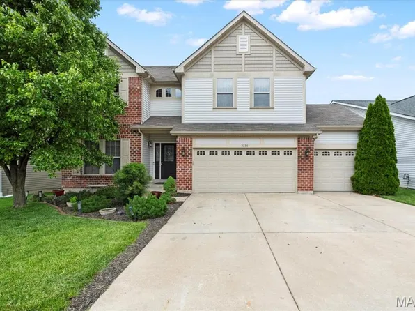 2226 Bay Tree Dr, Saint Peters, MO 63376