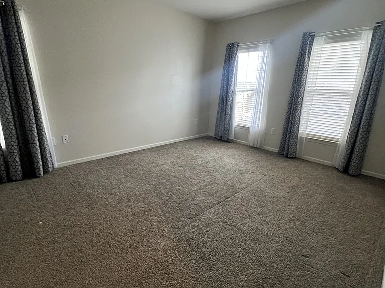 2001 Whispering Ponds Ct #1-2D-2D — Photo 12