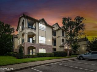 7800 Point Meadows Dr APT 313, Jacksonville, FL 32256
