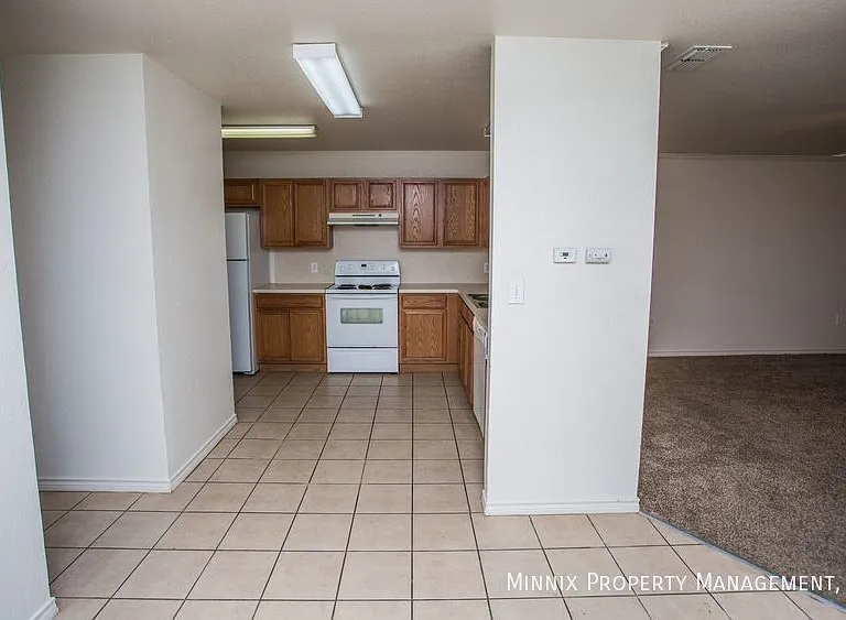 1206 N Bangor Ave #FS — Photo 30