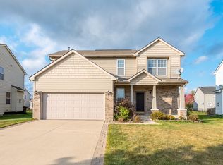 8811 Somerset Ln, Ypsilanti, MI 48198