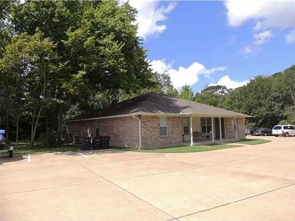 4th image of 903 Autumn Cir #A-d