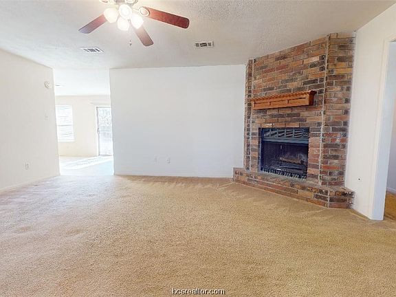 2nd image of 4314 Meadowbrook Dr