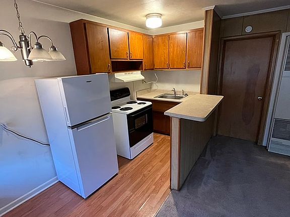 3rd image of 1704 Kingston Ave #1