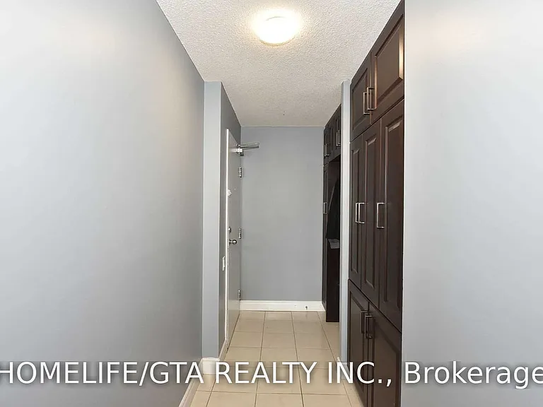 2460 Eglinton Ave E #1710 — Photo 5