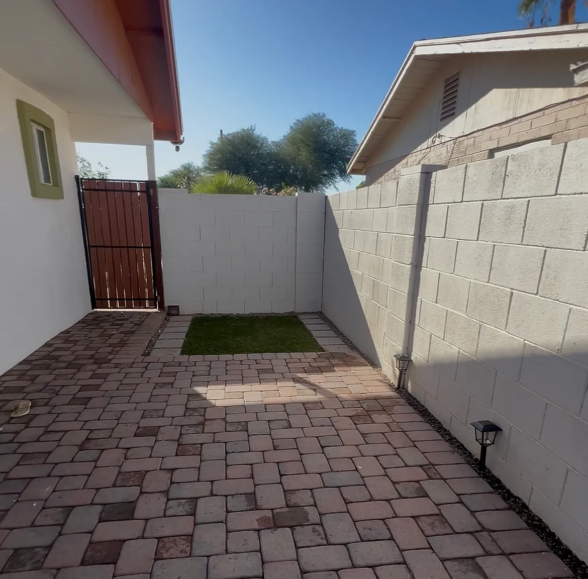 N 35th Dr, Phoenix — Photo 1