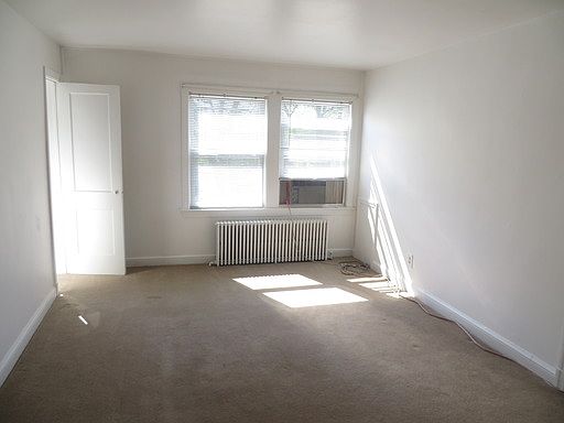 3rd image of 310 Shirley St APT 60