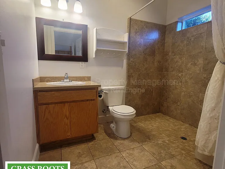 152 W Empire St — Photo 7