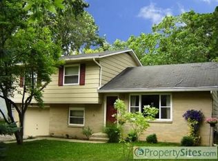 340 Hickory Ln, Delaware, OH