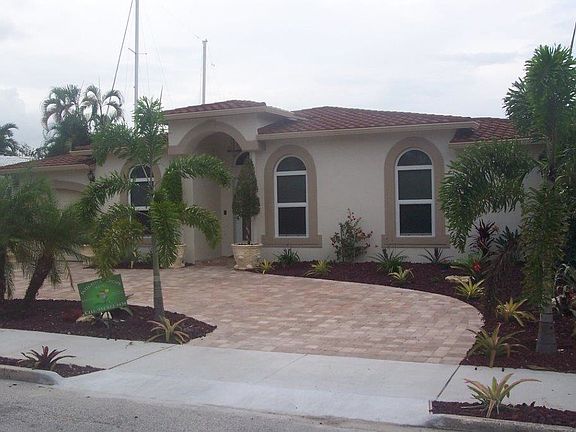 2nd image of 1005 Mandarin Isle
