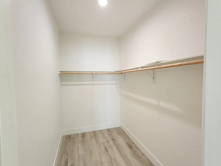 4920 Griffin Rd — Photo 11