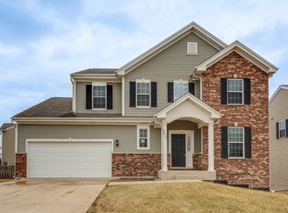 28047 W Four Seasons Blvd, Lakemoor, IL 60051