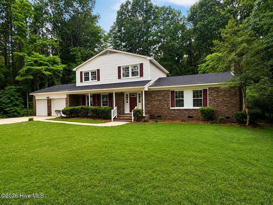 1st image of 755 Cumberland Circle