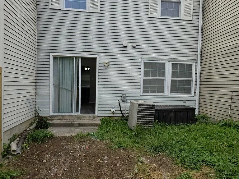 9617 Axehead Ct — Photo 17