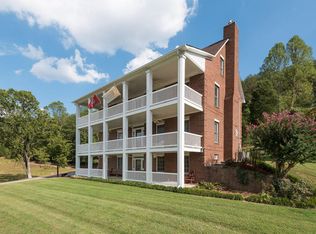 176 Old Batley Rd, Oliver Springs, TN 37840