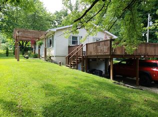 3233 Savage Hill Rd SE, Lancaster, OH 43130