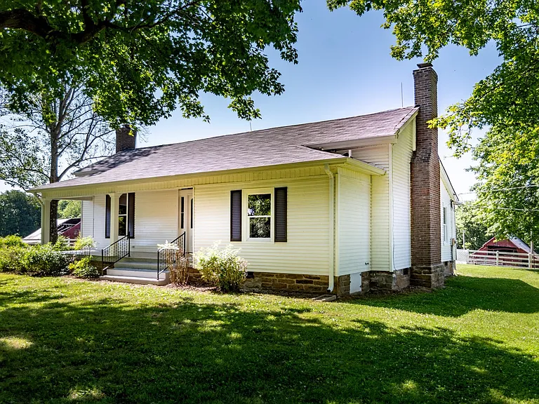 3097 Old Murfreesboro Rd — Photo 3