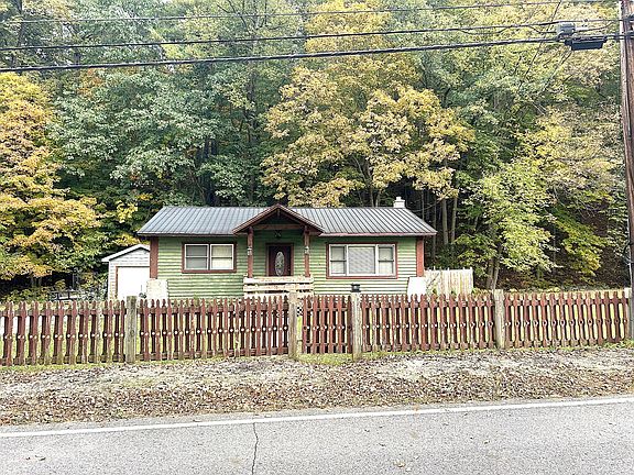 2nd image of 456 Sheldrake Rd