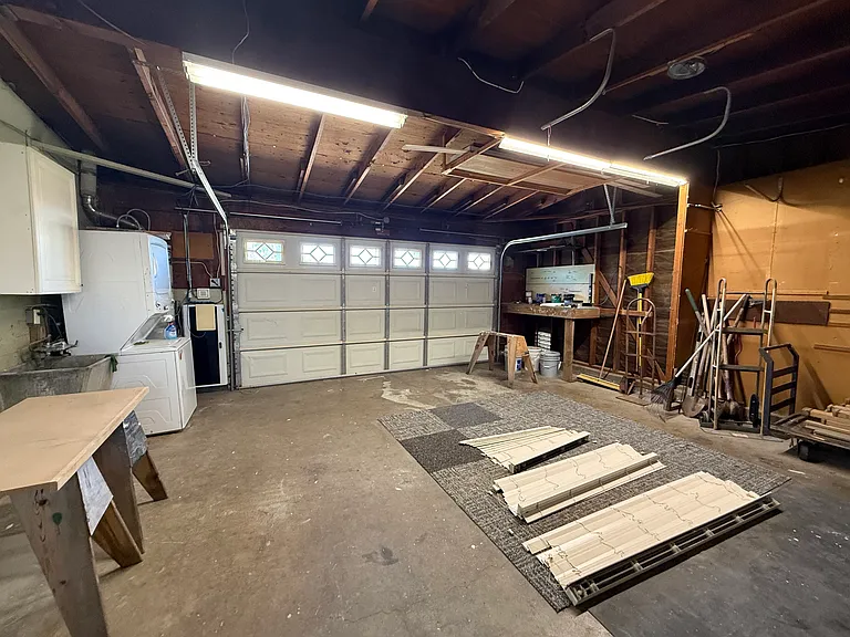 6819 Century St — Photo 17