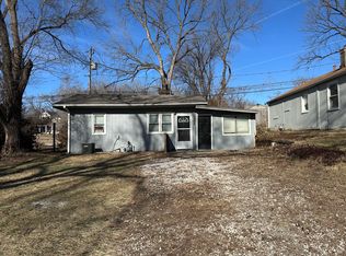 5624 Swartz Rd, Kansas City, KS 66106