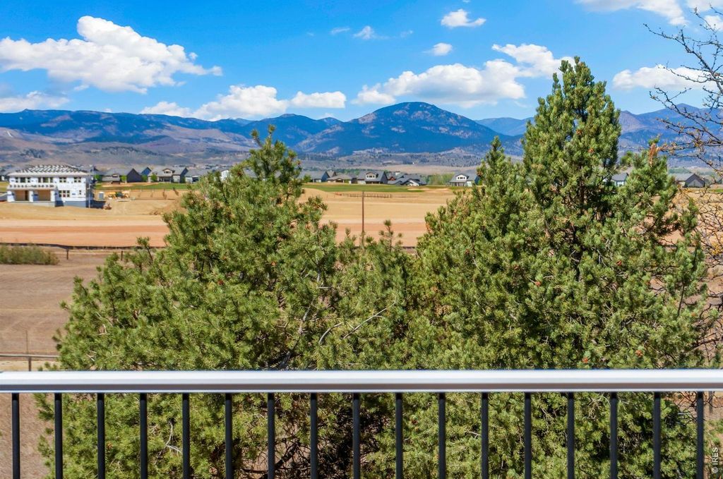 4701 Mountain Vista Ct