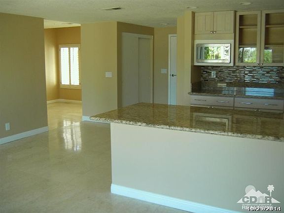 5th image of 79860 Trinidad Dr