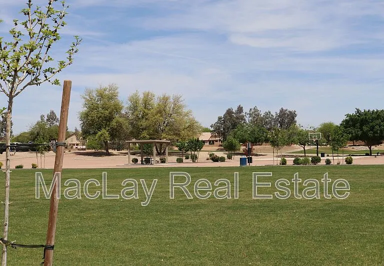 2372 E Dust Devil Dr — Photo 34