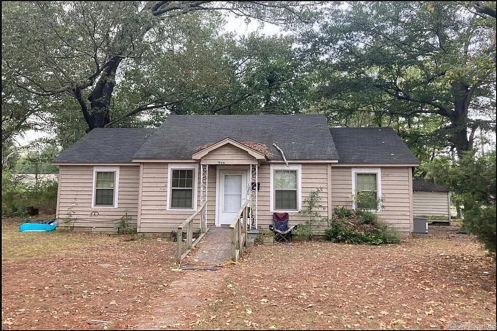 W 25th Ave, Pine Bluff — Photo 1