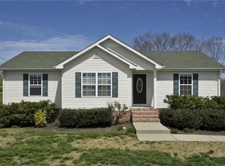 223 Coleman Dr, White Bluff, TN 37187