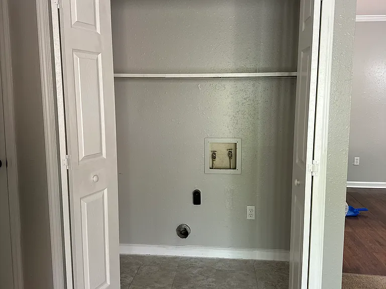 900 Mountain Creek Rd #Q284 — Photo 8
