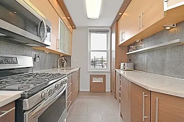 Sold by Amerihomes Realty of NY