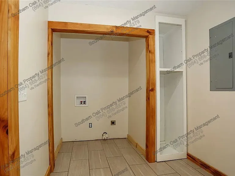 112 Aiken St — Photo 22