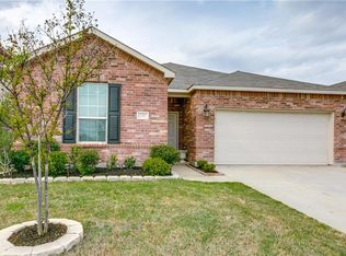 2317 Gelbray Pl, Fort Worth, TX 76131