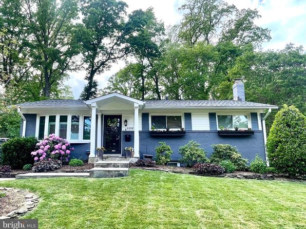 4208 Sideburn Rd, Fairfax, VA 22030