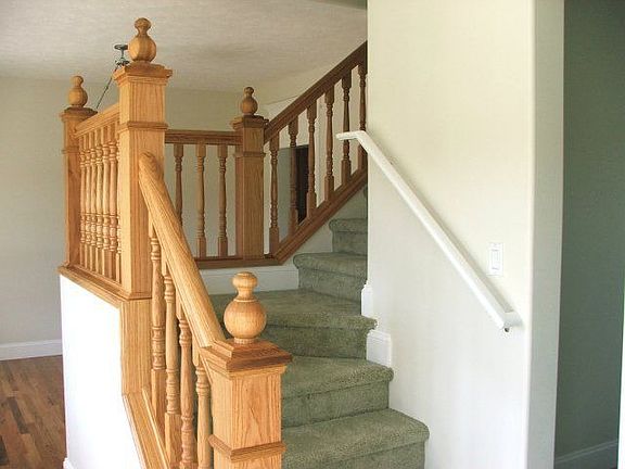 Hand-crafted oak stair rail