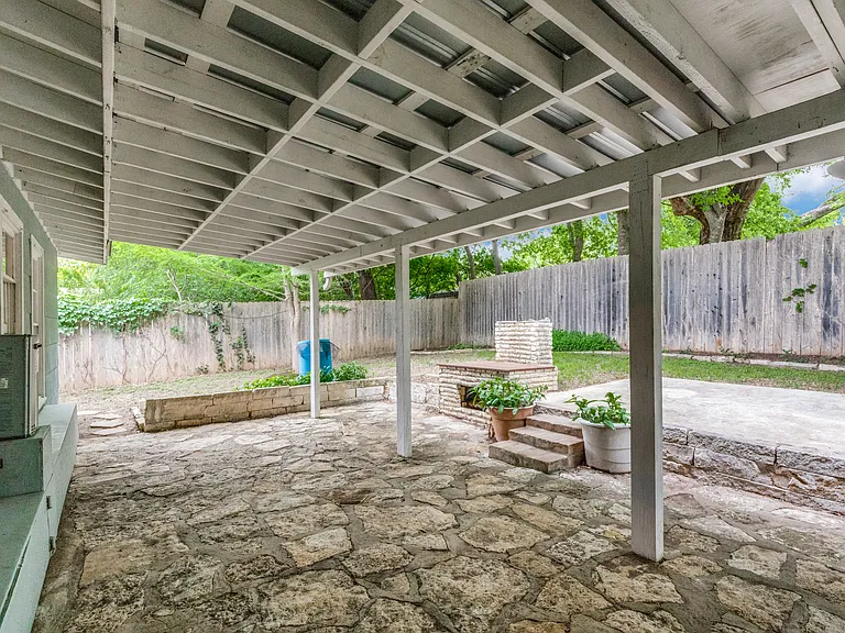 11504 Oakwood Dr — Photo 21